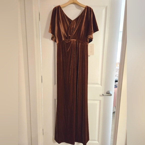 REVELRY NWT Maternity Gwen Velvet Dress in Terracotta | Size 12 - Picture 2 of 7